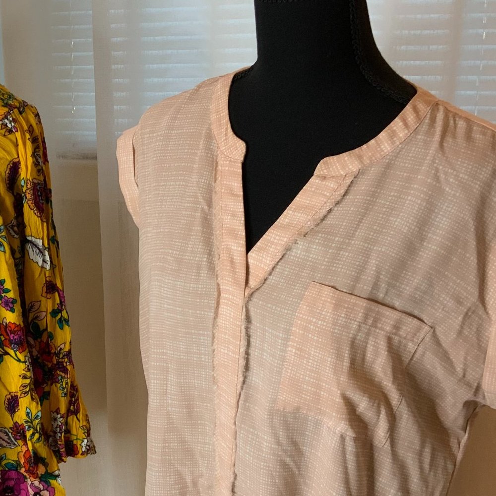 Work Style Blouse - Picture 2 of 4